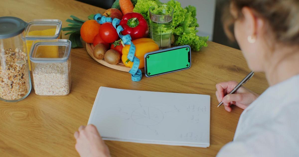 Augmented Reality (AR) in Meal Planning